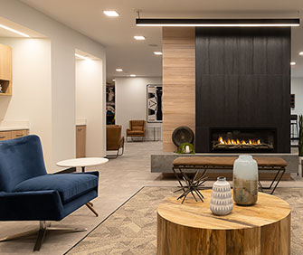 1047 Commonwealth Lounge